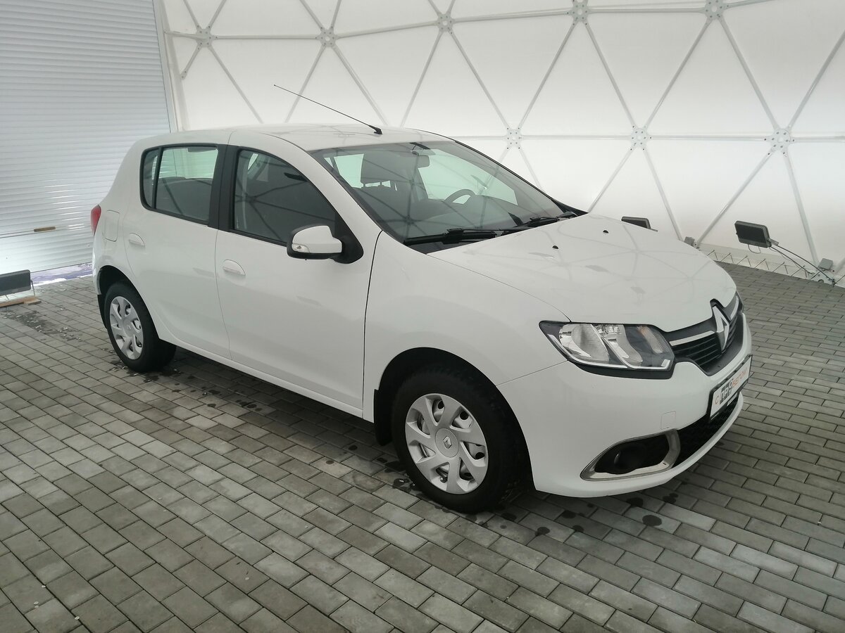 Купить б/у Renault Sandero II 1.6 MT (113 л.с.) бензин механика в ...