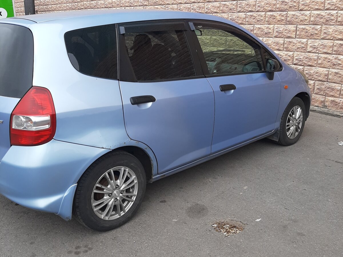 Купить б/у Honda Jazz I 1.3 CVT (83 л.с.) бензин вариатор в Москве ...