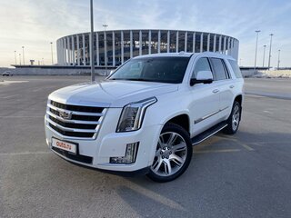 2018 Cadillac Escalade IV, белый, 5100000 рублей, вид 1