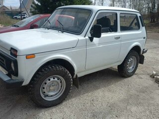1999 Lada (ВАЗ) 2121 (4x4) I Рестайлинг, белый, 295000 рублей, вид 1