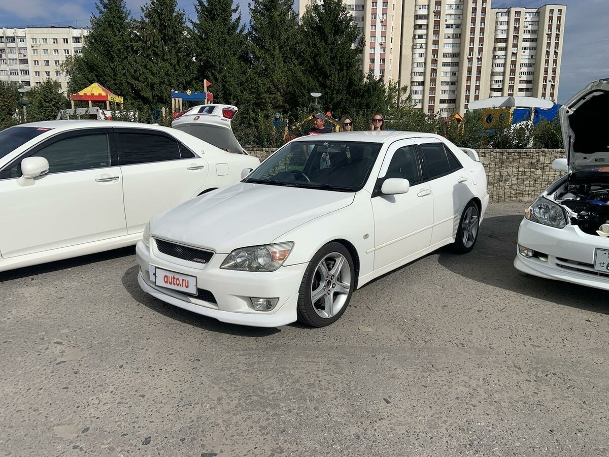 Купить б/у Toyota Altezza 1998-2005 2.0 AT (200 л.с.) бензин автомат в ...