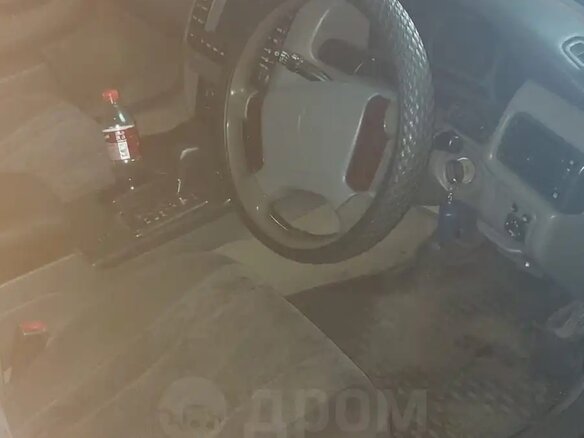 2000 Toyota Crown XI (S170), красный, 725000 рублей - вид 3