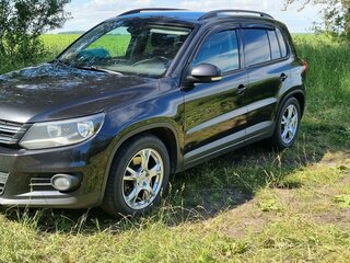 2011 Volkswagen Tiguan I Рестайлинг, чёрный, 890000 рублей, вид 1