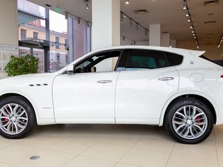 2018 Maserati Levante Diesel I, белый, 4600000 рублей, вид 4