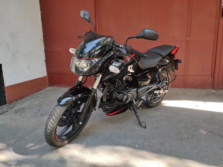 Bajaj Pulsar 180 5 naked bike 2020 ID 1124951979