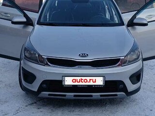 2017 Kia Rio X-Line IV, серебристый, 1250000 рублей, вид 1