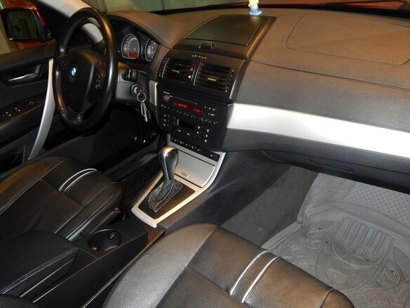 2008 BMW X3 25i I (E83) Рестайлинг, красный - вид 4
