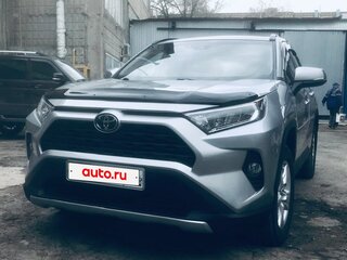 2021 Toyota RAV4 V (XA50), серый, 3800000 рублей, вид 1