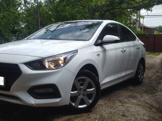 2018 Hyundai Solaris II, белый, 1299999 рублей, вид 1
