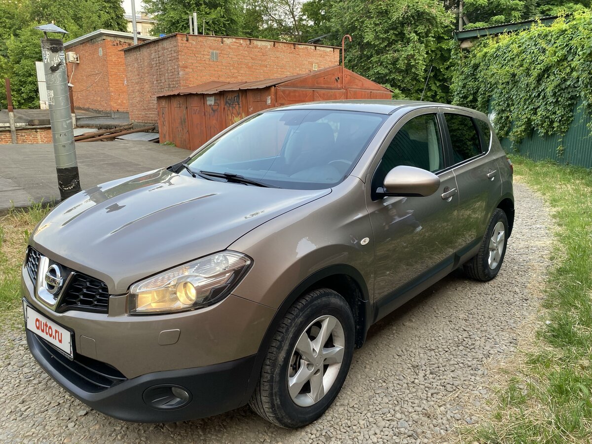 Купить б/у Nissan Qashqai I Рестайлинг 1.6 MT (114 л.с.) бензин ...