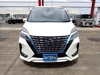 2021 Nissan Serena V (C27) Рестайлинг, белый, 1512055 рублей, вид 1
