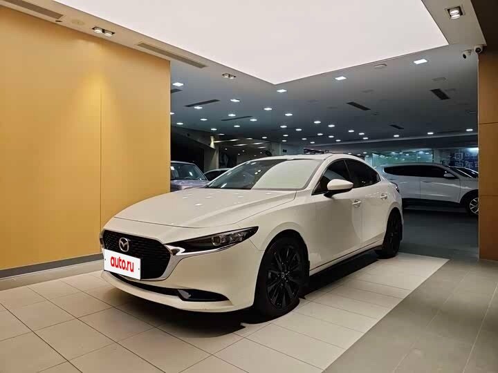 Mazda 3 Axela IV (BP)