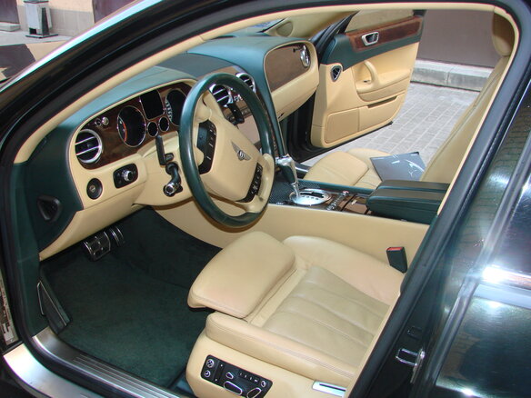 2007 Bentley Continental Flying Spur, зелёный - вид 4