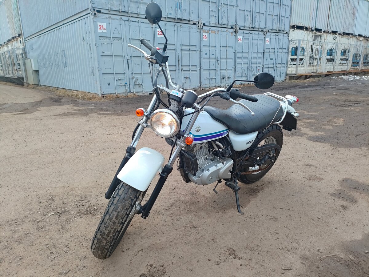 Купить б/у Suzuki RV 200 VanVan инжектор в Бородине: белый мотоцикл ...