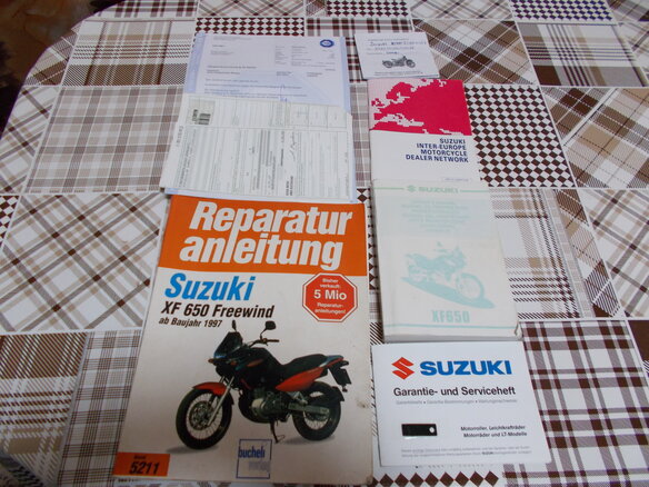 2000 Suzuki XF 650 Freewind, синий, 360000 рублей - вид 14