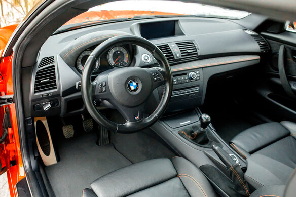 Купить б/у BMW 1M I (E82) 3.0 MT (340 л.с.) бензин механика в Москве ...