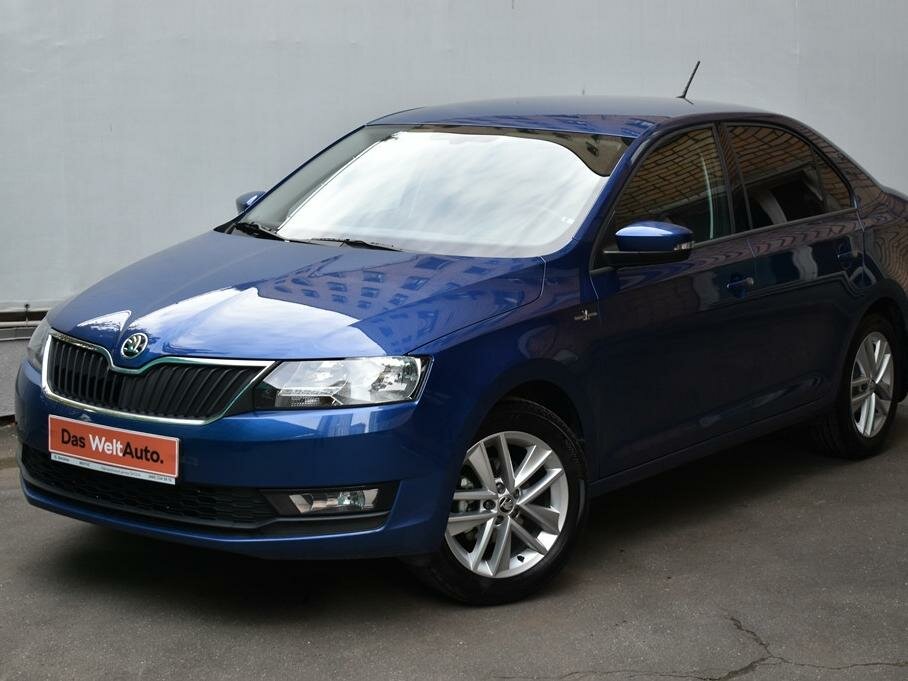 Skoda Rapid 2019 синий