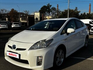2009 Toyota Prius III (XW30), белый, 1180000 рублей, вид 1