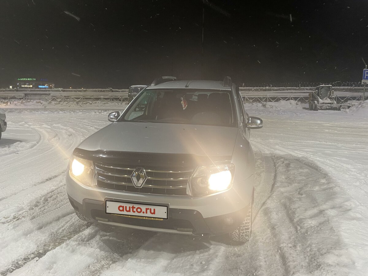 Купить б/у Renault Duster I 2.0 MT (135 л.с.) 4WD бензин механика в ...