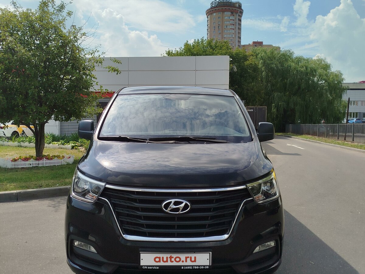 Купить б/у Hyundai Grand Starex I Рестайлинг 2 2.5d AT (175 л.с ...