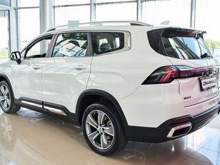 2026 Geely Okavango I Рестайлинг, белый, 3993990 рублей, вид 4