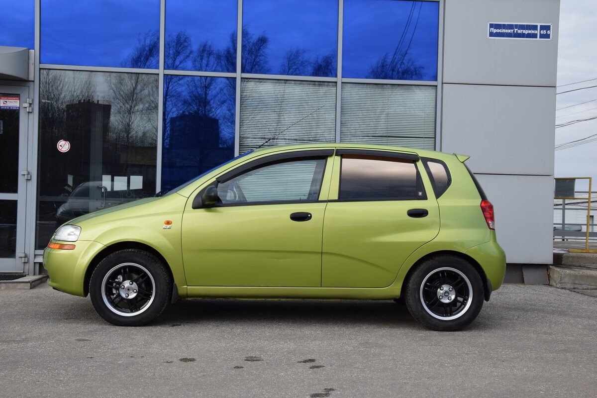 Купить б/у Chevrolet Aveo I 1.4 MT (83 л.с.) бензин