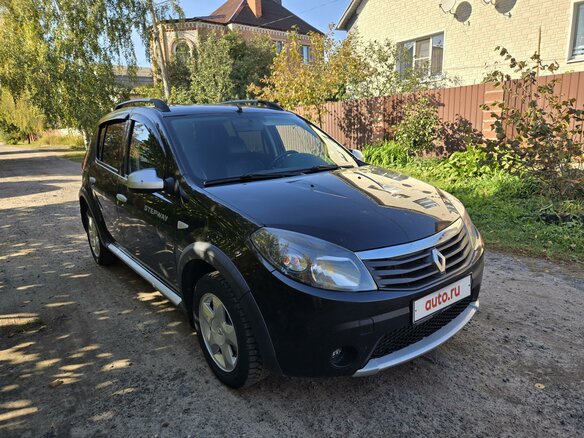 Купить б/у Renault Sandero I Stepway 1.6 MT (84 л.с.) бензин механика в ...