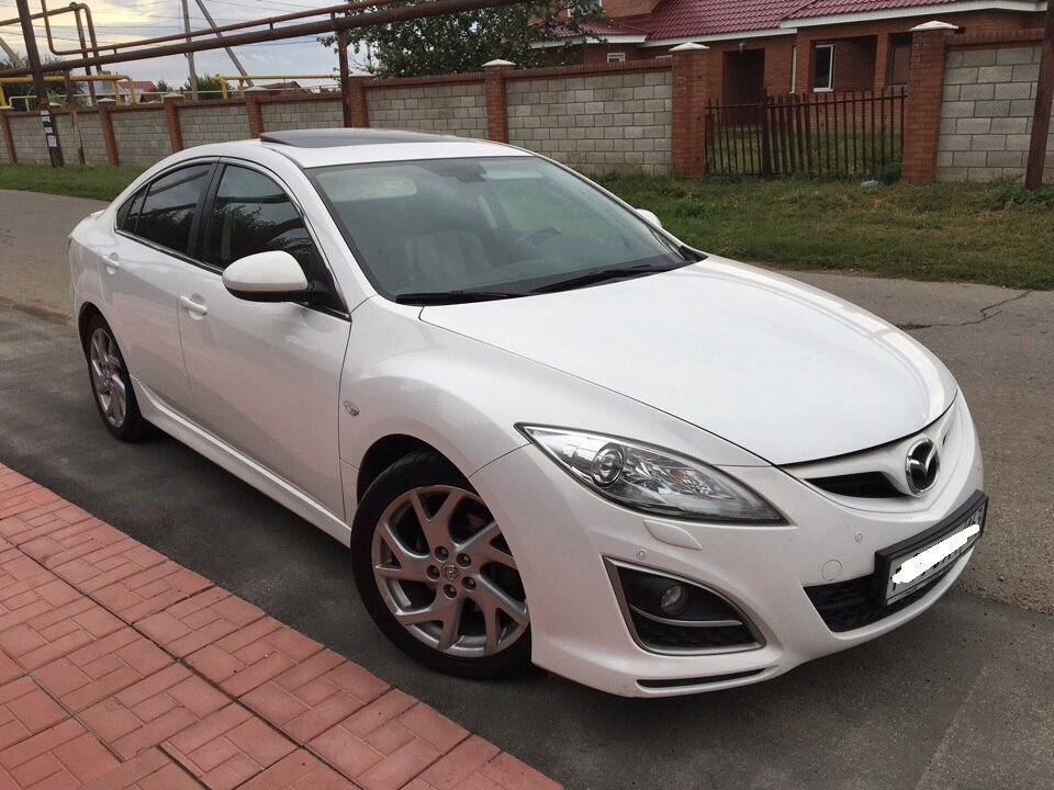 Mazda 6 GH белая