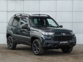 2022 Lada (ВАЗ) Niva I Рестайлинг (Travel), зелёный, 980000 рублей, вид 1