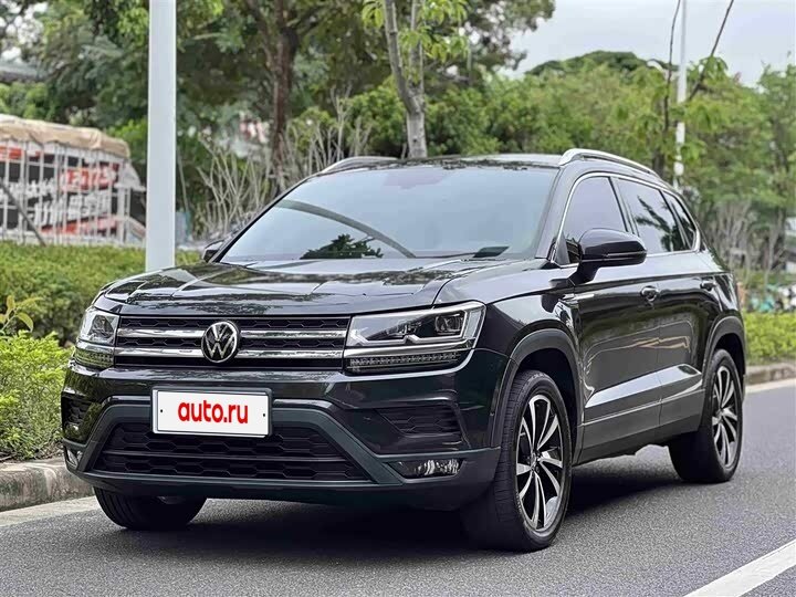 Volkswagen Tharu I