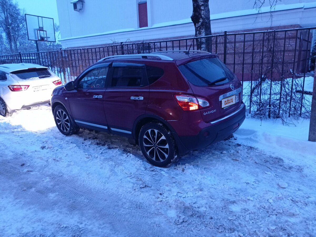 Купить б/у Nissan Qashqai I Рестайлинг 2.0 CVT (141 л.с.) 4WD бензин ...