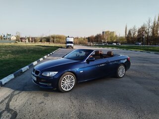 2013 BMW 3 серии 320i V (E90/E91/E92/E93) Рестайлинг, синий, 2300000 рублей, вид 1