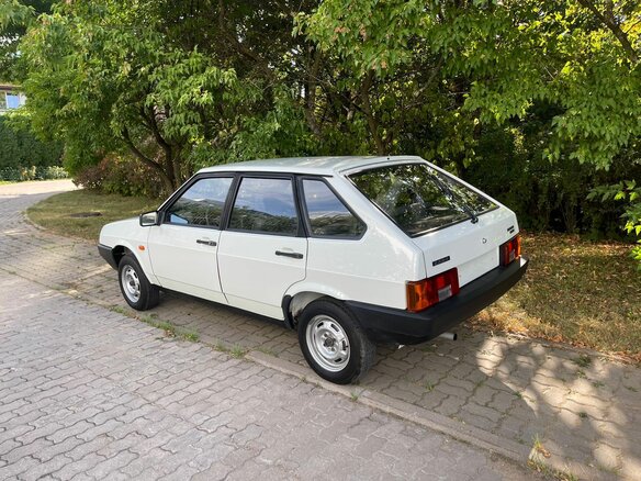 1992 Lada (ВАЗ) 2109, белый - вид 5