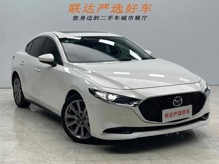 2022 Mazda 3 IV (BP), белый, 2050000 рублей, вид 1