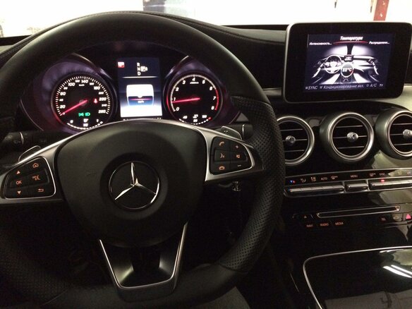 2015 Mercedes-Benz C-Класс 250 IV (W205), чёрный - вид 6