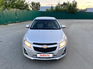 2013 Chevrolet Cruze I Рестайлинг, серебристый, 650000 рублей, вид 1