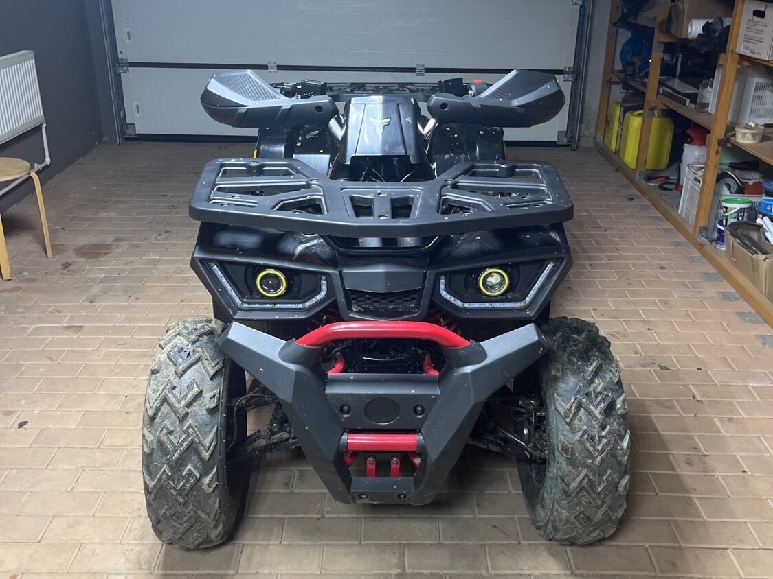 Купить б/у Avantis Hunter 200 карбюратор Вариатор в Родниках: чёрный ...