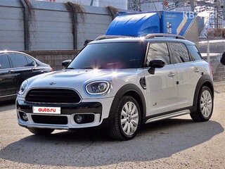 2021 Mini Countryman Cooper D II Рестайлинг, белый, 2615000 рублей, вид 1
