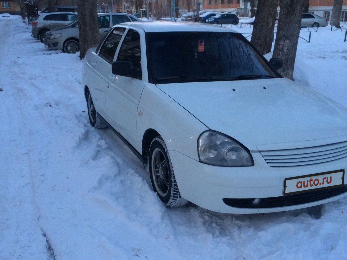 Ушки Приора 1 белый