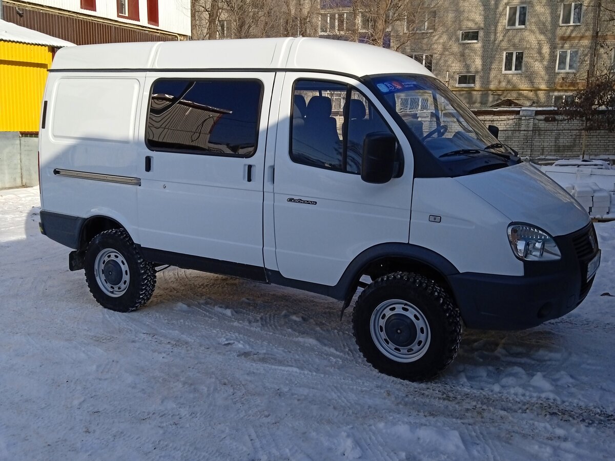 Купить б/у ГАЗ Соболь (2752) бензин механика в Чапаевске: белый ...