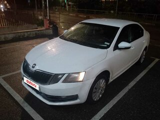 2019 Skoda Octavia III (A7) Рестайлинг, белый, 799000 рублей, вид 1