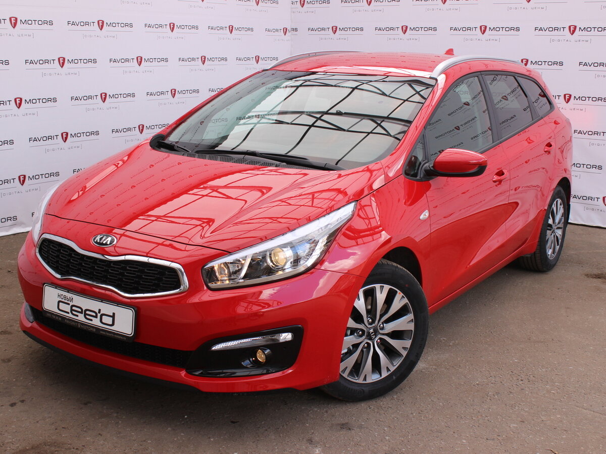 Kia Ceed 2 красный с черной крышей