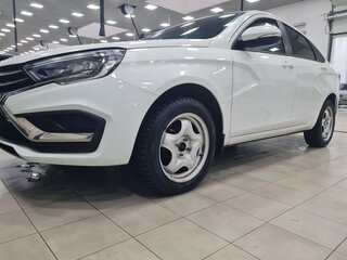 2023 Lada (ВАЗ) Vesta I Рестайлинг (NG), белый, 1650000 рублей, вид 1