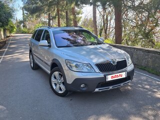 2010 Skoda Octavia Scout II (A5) Рестайлинг, серебристый, 1450000 рублей, вид 1