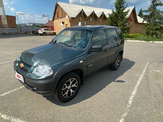 2016 Chevrolet Niva I Рестайлинг, серый, 673000 рублей, вид 1