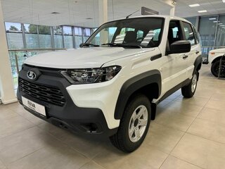 2024 Lada (ВАЗ) Niva I Рестайлинг (Travel), белый, 1507000 рублей, вид 1