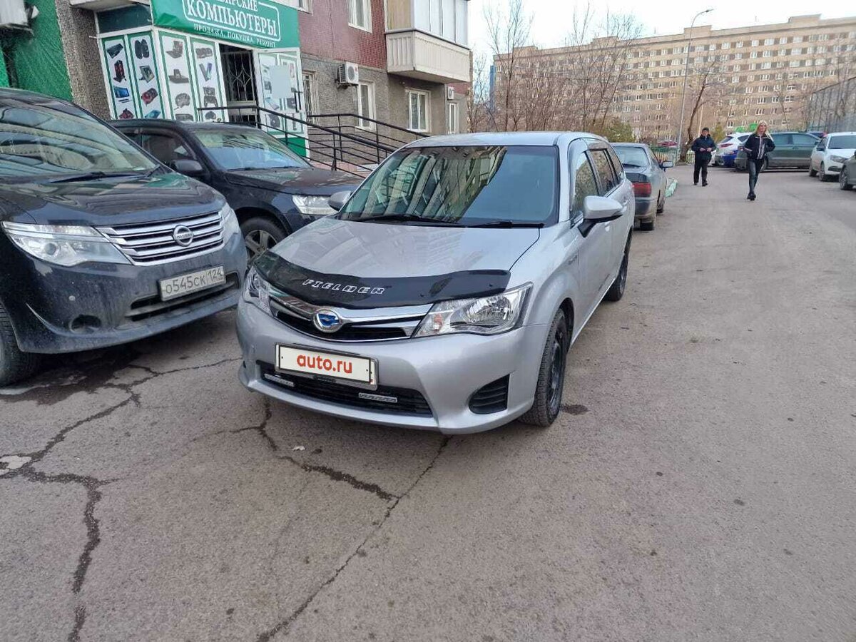 Toyota Corolla XI e160 e170 Fielder