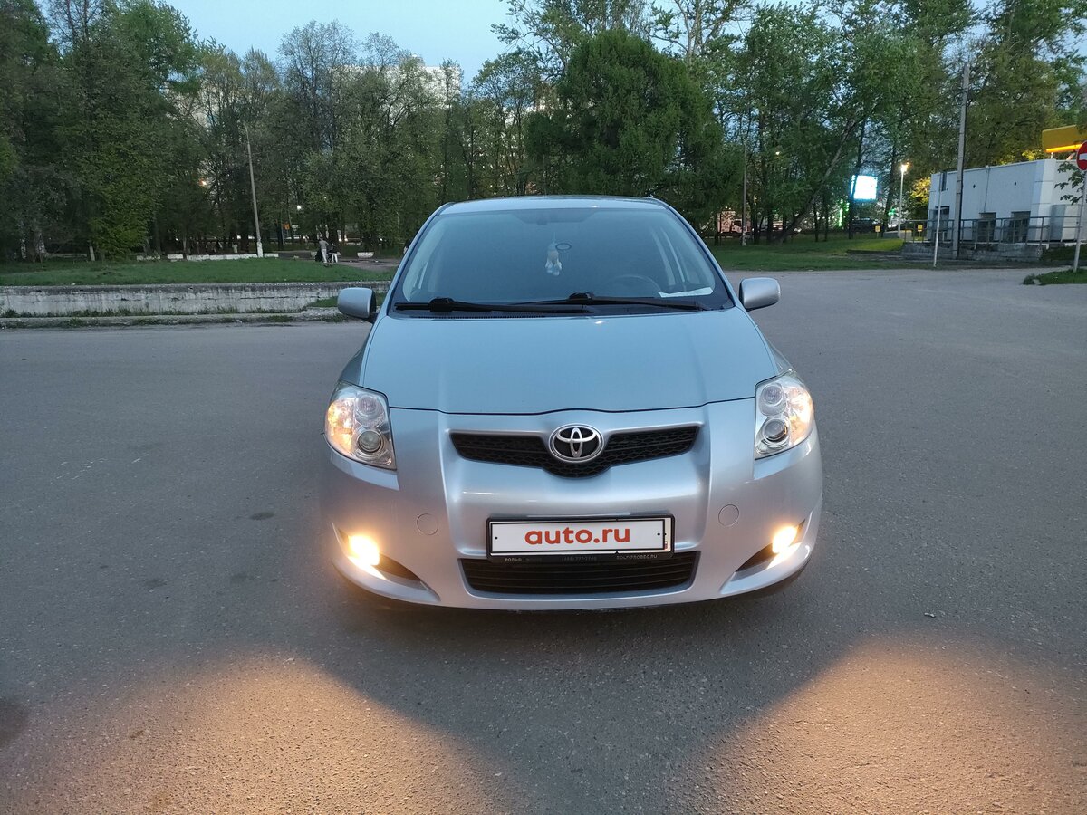 Тойота аурис робот