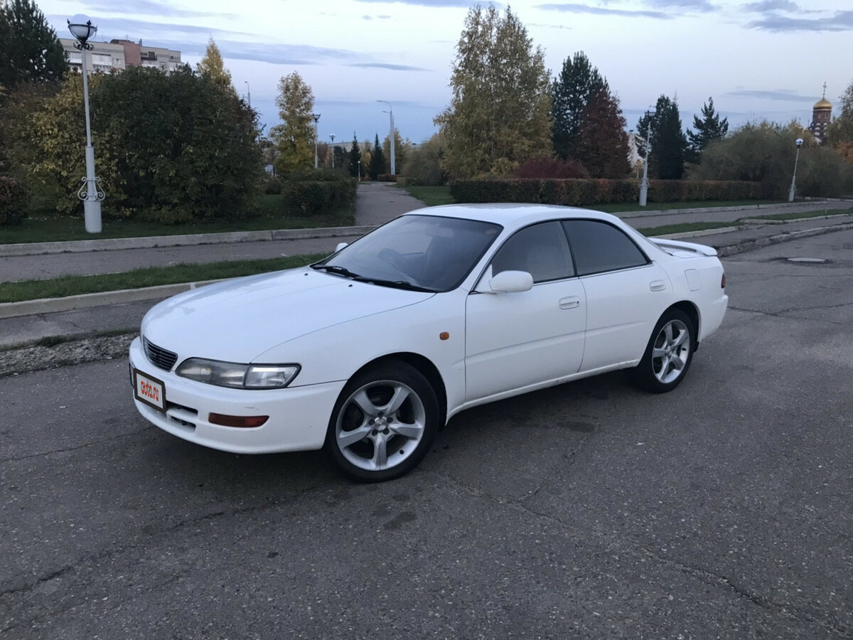 Toyota Carina ed III 200