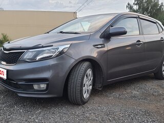 2016 Kia Rio III Рестайлинг, серый, 989000 рублей, вид 1